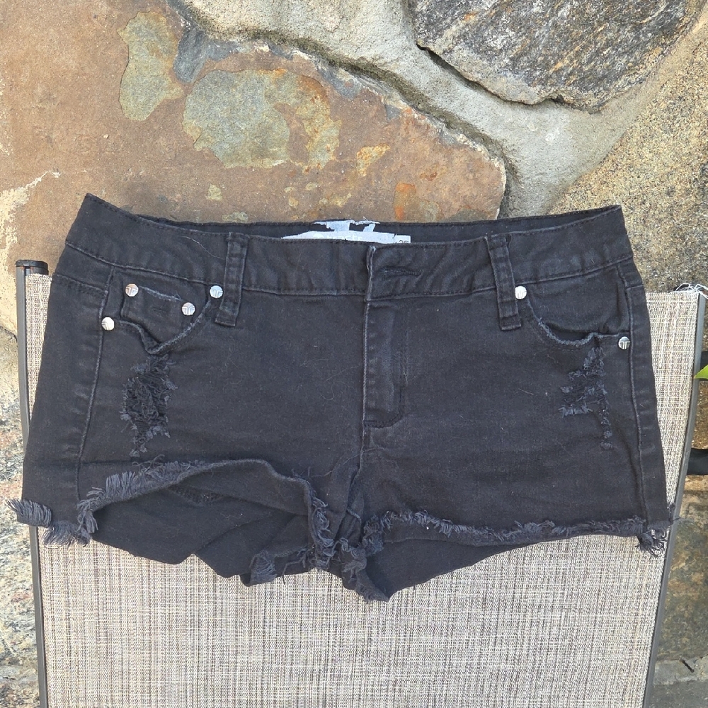 Tractr Dark Distressed Jean Shorts